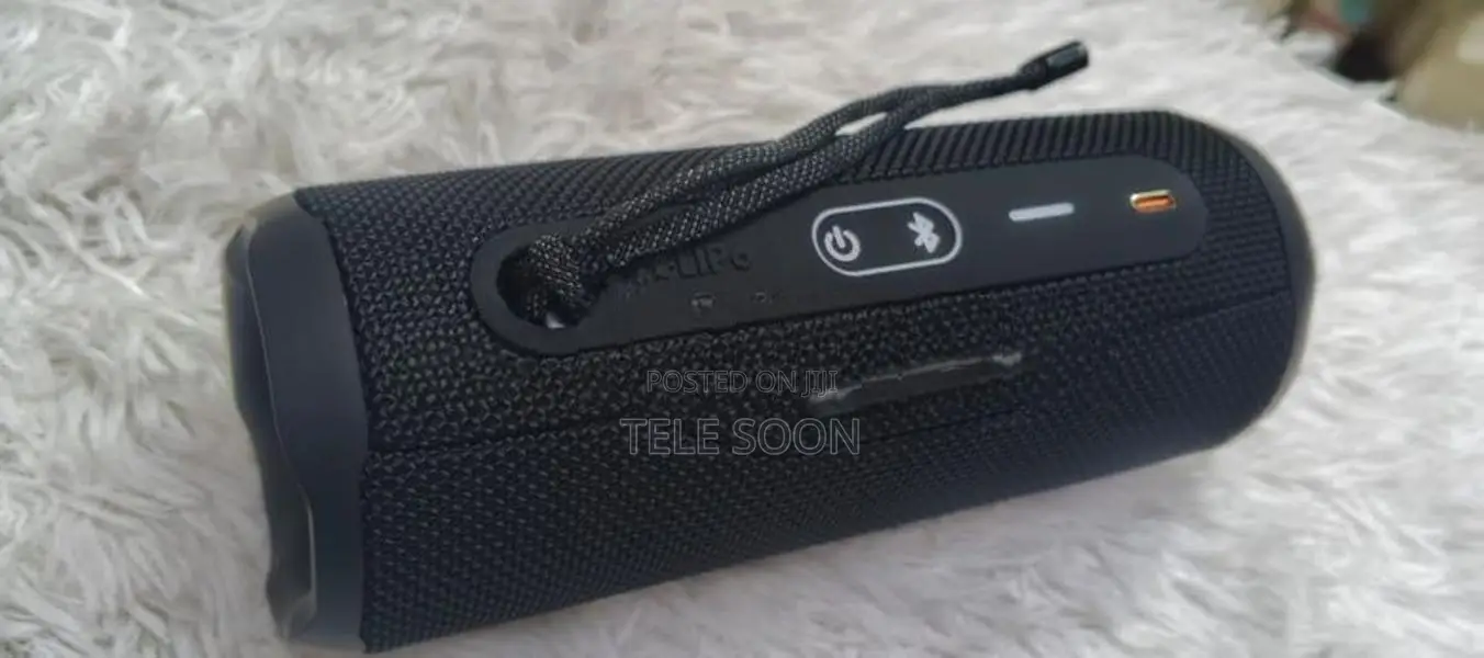 JBL Flip 6 Bluetooth Speaker