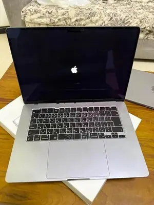 Macbook Air M2 15"