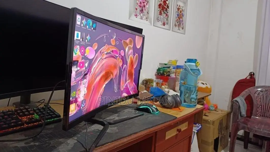 Viewsonic 24" 144Hz Curved Gaming Monitor