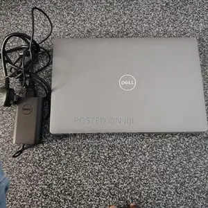 Dell Laptop Core i7 10 Gen 256Nvme 8GB DDR4 15.6 Full HD
