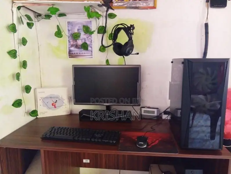 Full Set Gaming Pc With UPS drawing tablet