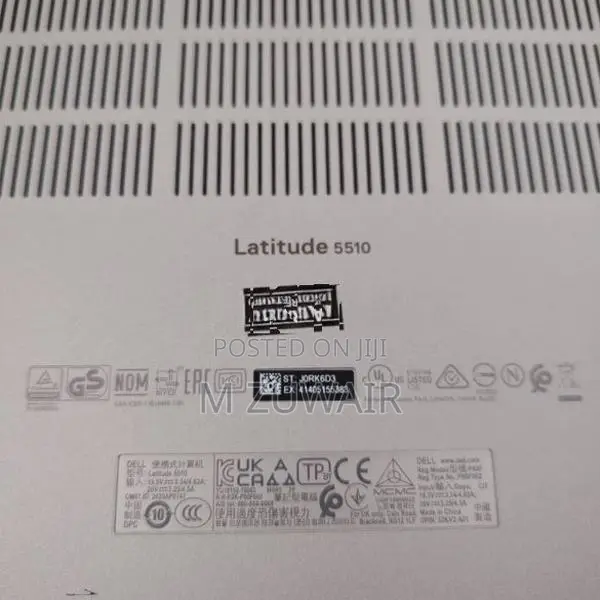 Dell Laptop Core i7 10 Gen 256Nvme 8GB DDR4 15.6 Full HD