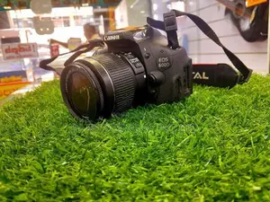 Canon 600D DSLR Camera