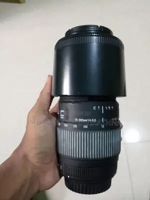 Canon EOS 200D DSLR