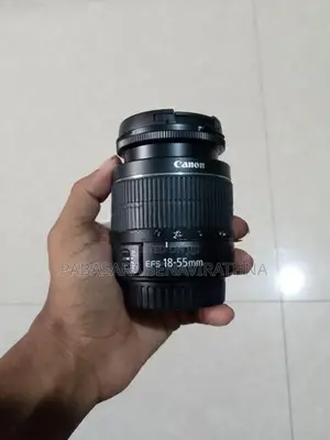 Canon EOS 200D DSLR