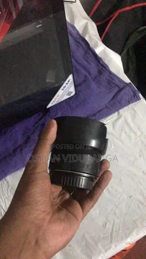 Canon M50