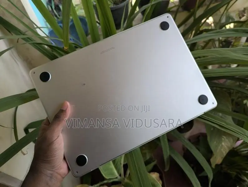 Apple Macbook Air m2