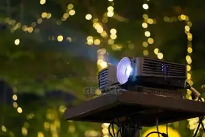 Full HD Film Projector