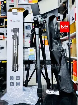 Professional Camera Tripod / Video