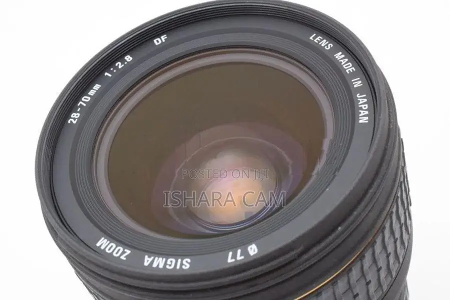 Nikon 28-70 F2.8 DSLR Lens