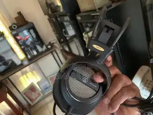 audio-technica japan DJ headphones