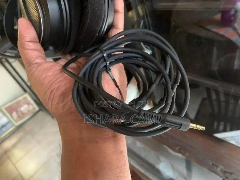 audio-technica japan DJ headphones