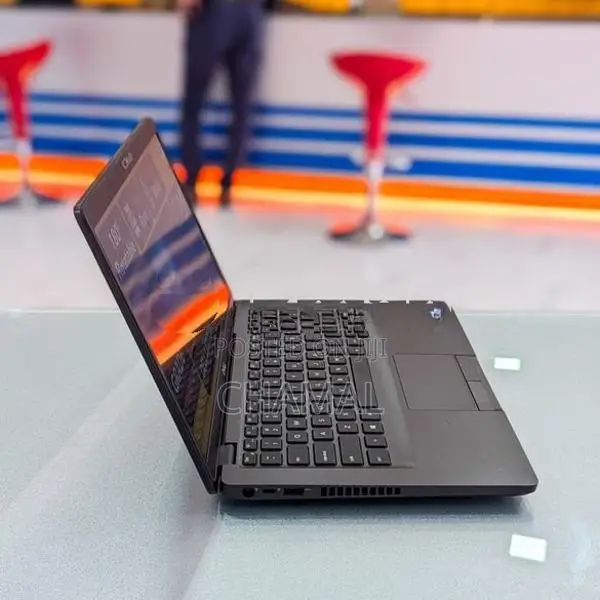 Dell Latitude 5400 Core i5-8th Gen 256GB Nvme SSD Laptop