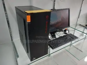 Yaks Desktop PC