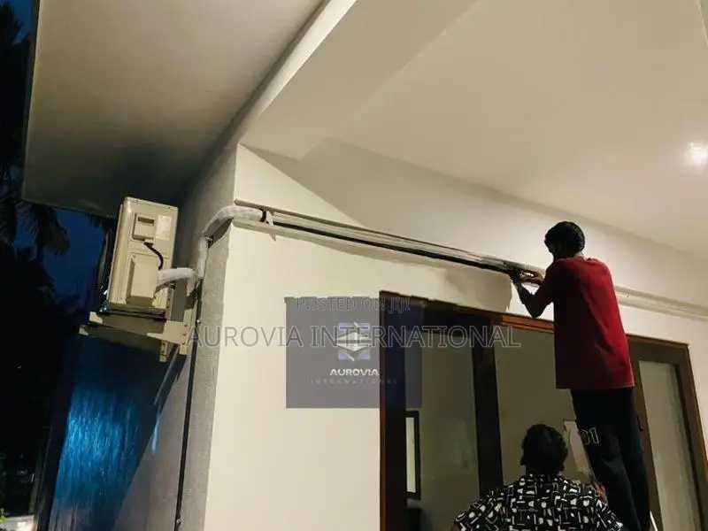 TCL Non-Inverter SaveIN Series ​12000BTU