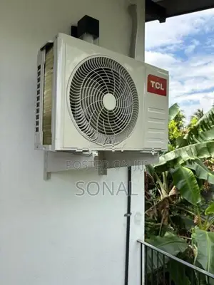 TCL 12000 BTU Smart Inverter Air Conditioner BreezeIN Series
