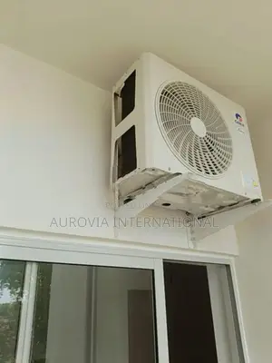 Gree 9000BTU Non-inverter Air Conditioner Cosmo Series