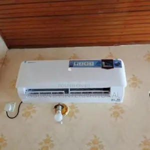 Lloyd 12000BTU Non-Inverter Air Conditioner