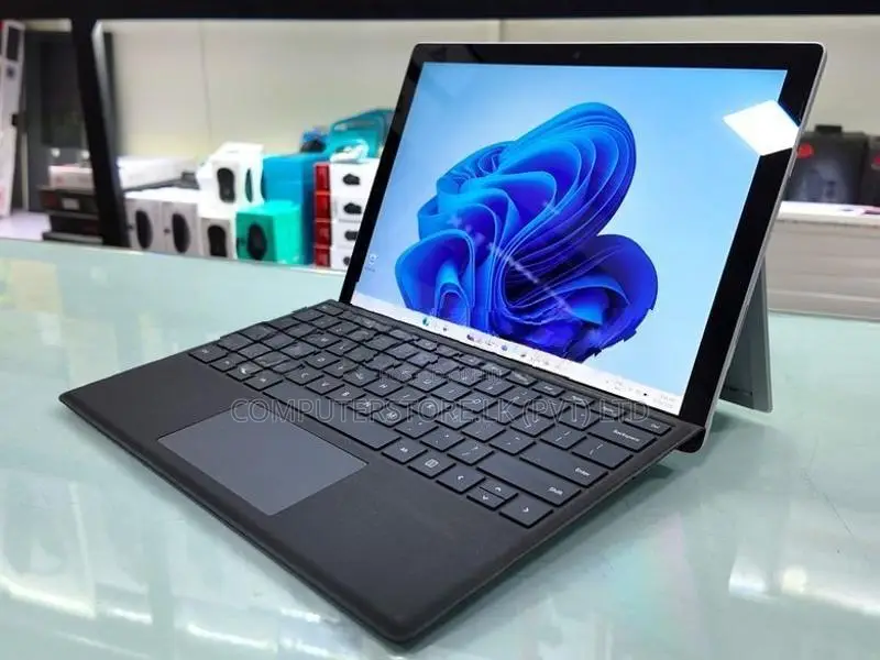 Microsoft Surface Pro 1807 (5th Gen) i5 7th Gen 8GB RAM 256GB SSD 12.3