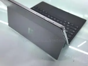 Microsoft Surface Pro 1807 (5th Gen) i5 7th Gen 8GB RAM 256GB SSD 12.3