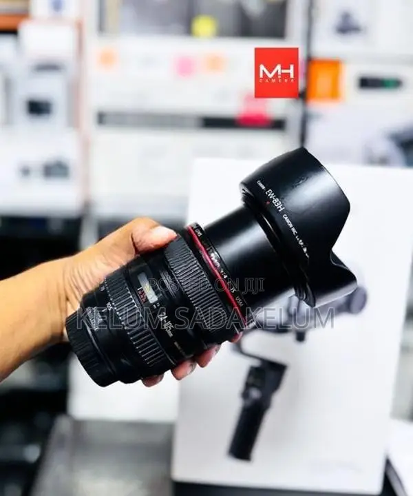 Canon EF 24-105mm f/4 L is USM Lens