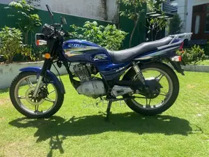 Suzuki GS 125 2006