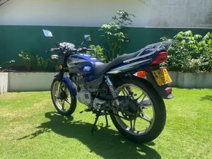 Suzuki GS 125 2006