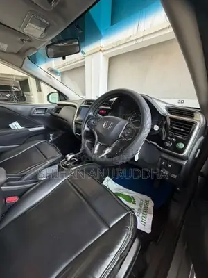 Honda Grace 2014