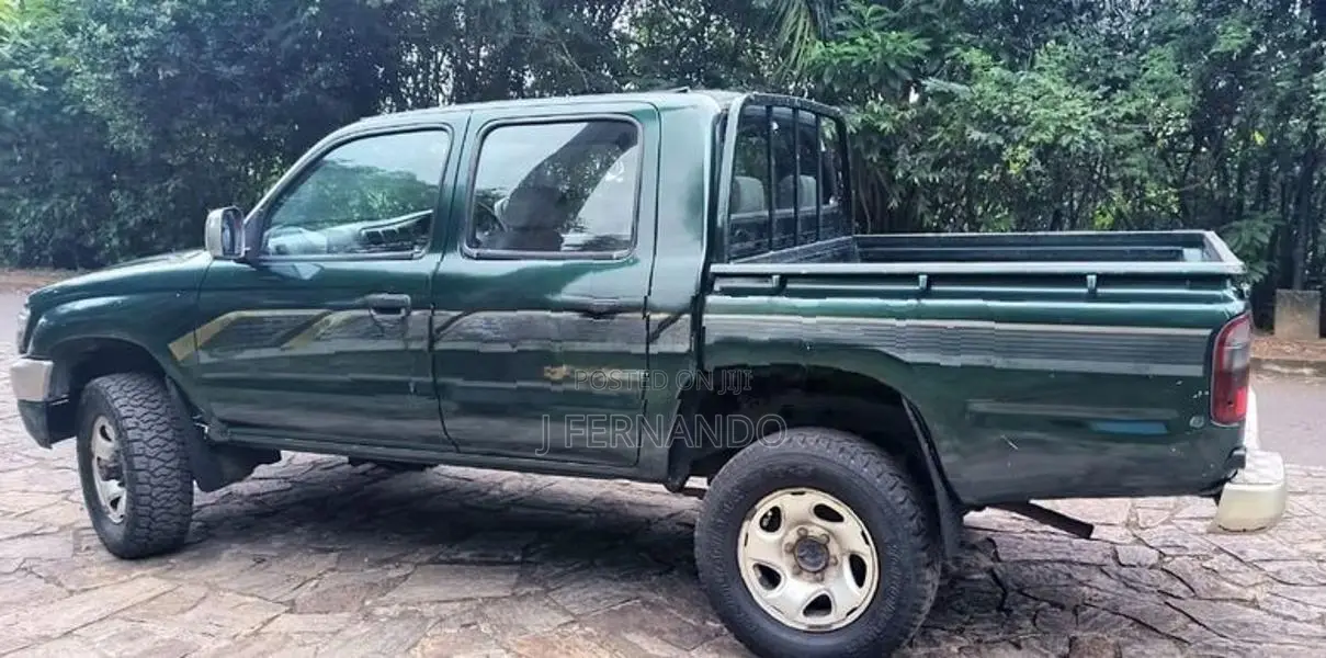 Toyota Hilux 2004