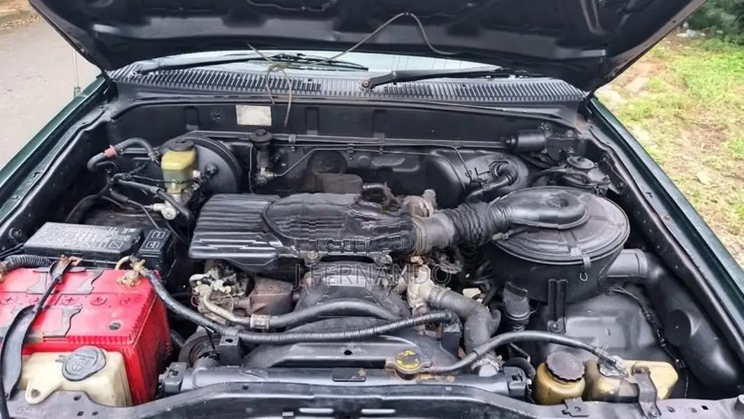 Toyota Hilux 2004