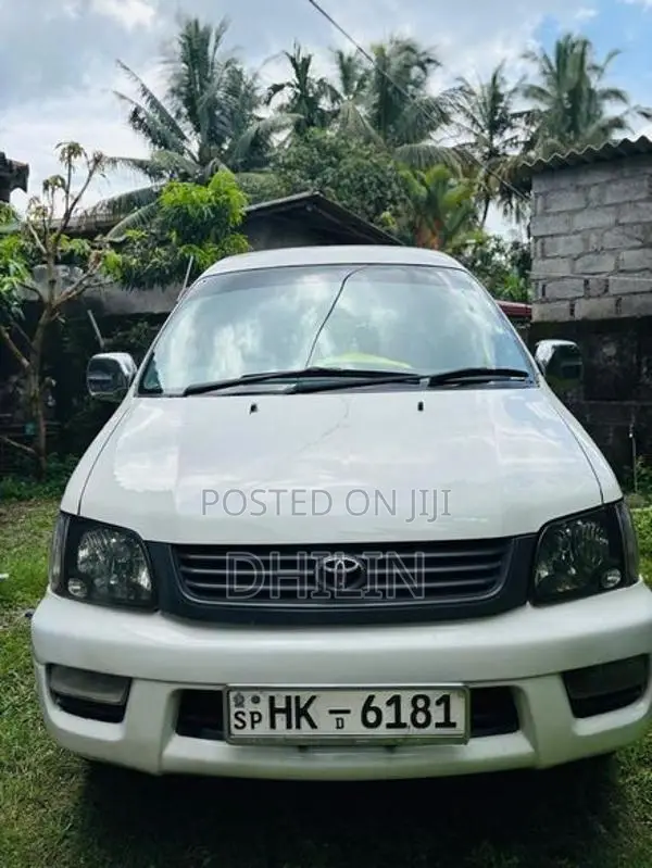 Toyota Noah CR42 1999