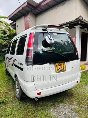 Toyota Noah CR42 1999