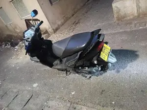 Yamaha RayZR 2019