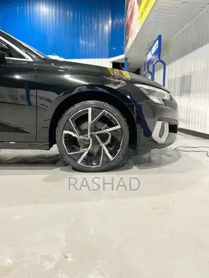 Audi A3 Advanced Package 2023