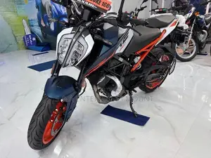 KTM Duke 160 2026