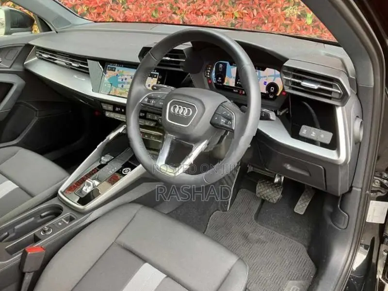 Audi A3 Advanced Package 2023