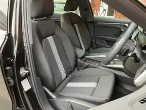 Audi A3 Advanced Package 2023