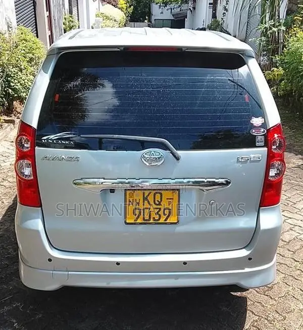 Toyota Avanza G Grade 2011
