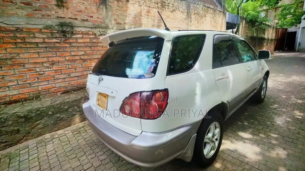 Toyota Harrier 2002