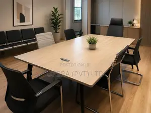 Office meeting table.. 💼👌