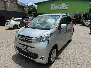 Mitsubishi eK Wagon 2025