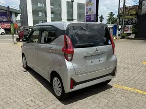 Mitsubishi eK Wagon 2025