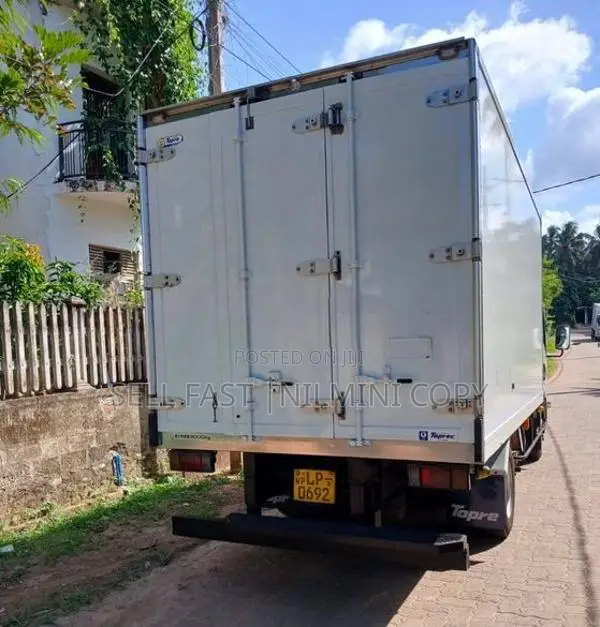 Isuzu Elf Lorry 2015