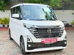 Nissan Roox 2024