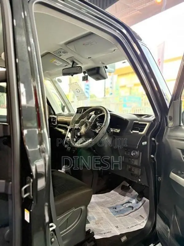 Toyota Roomy CUSTOM GT TURBO 2025
