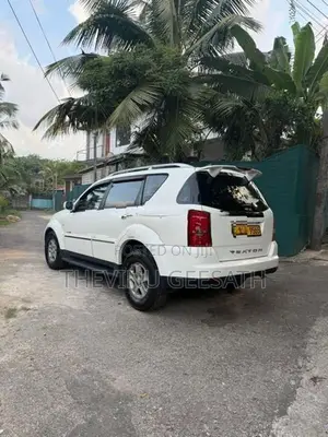 Micro Rexton 2009