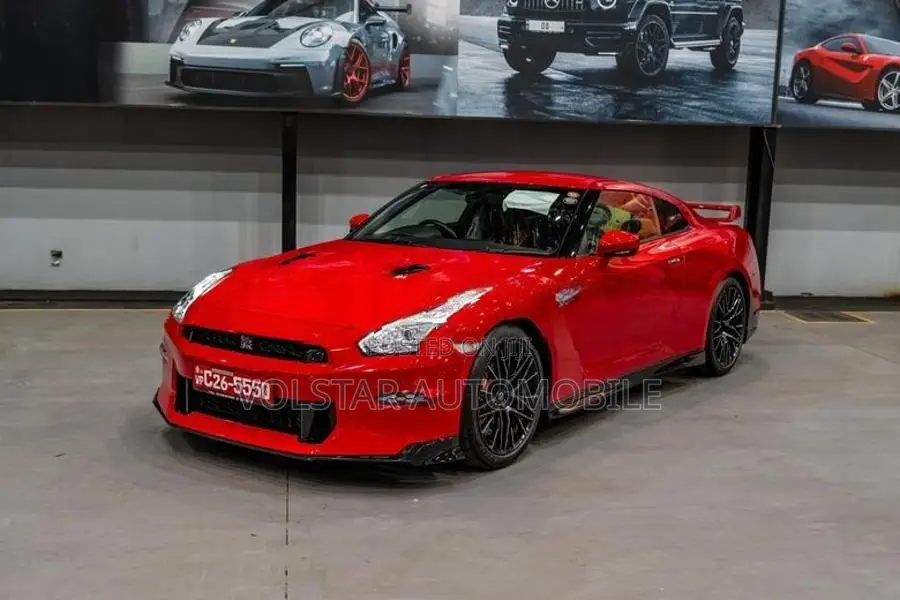 Nissan GT-R Gtr R35 2024