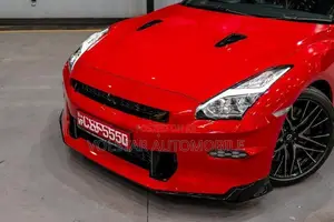 Nissan GT-R Gtr R35 2024