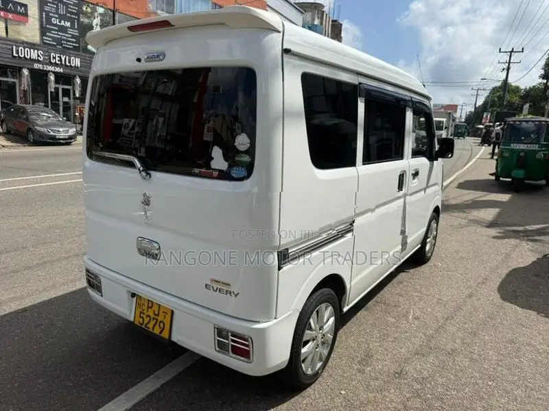 Suzuki Every DA 17 2017