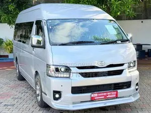 Toyota KDH 223-GDH High Roof 2026